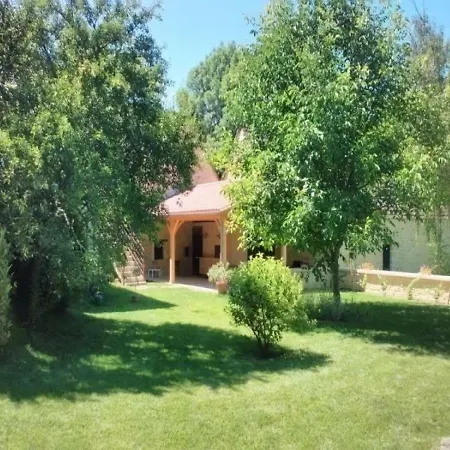 House Le De La Haute Vigne * Lamothe-Fenelon